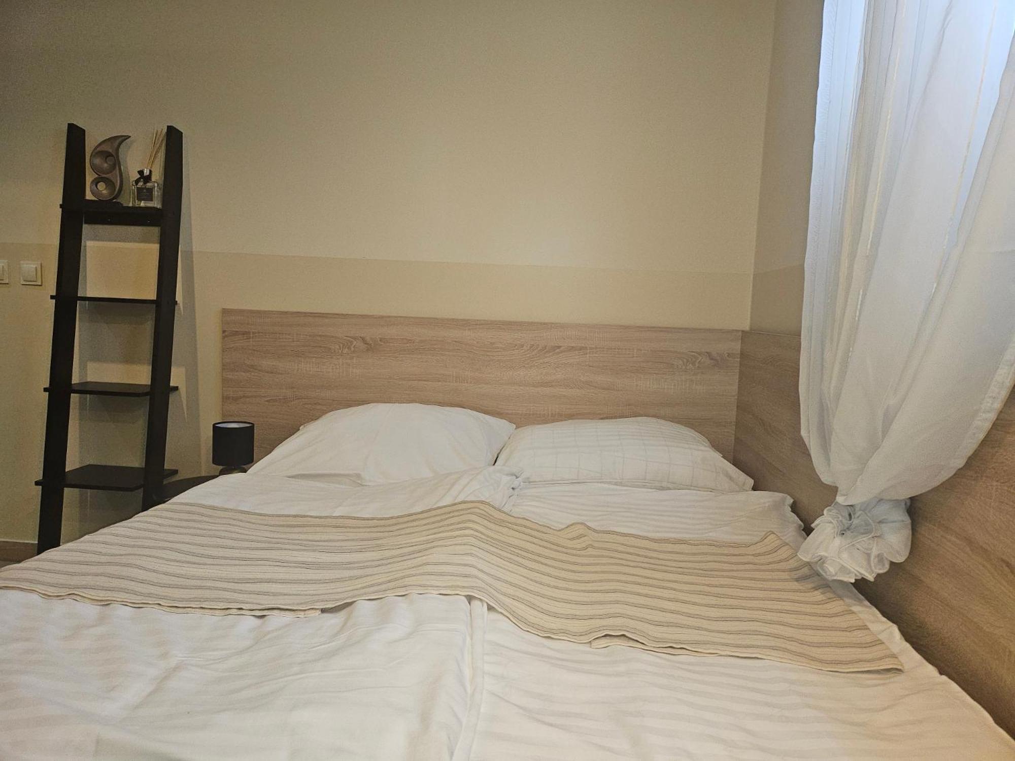 Hotel Taurus اوسترافا المظهر الخارجي الصورة