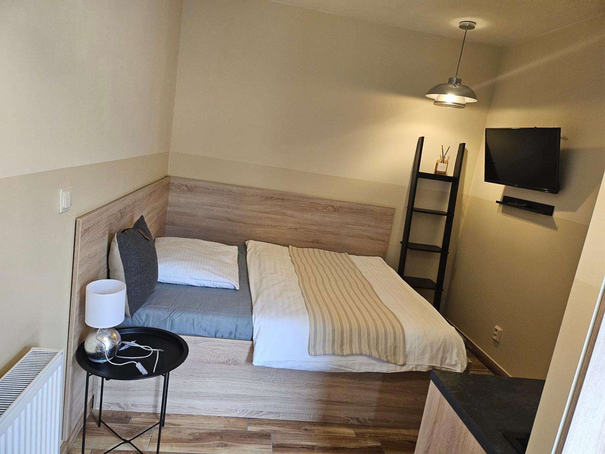 Hotel Taurus اوسترافا المظهر الخارجي الصورة