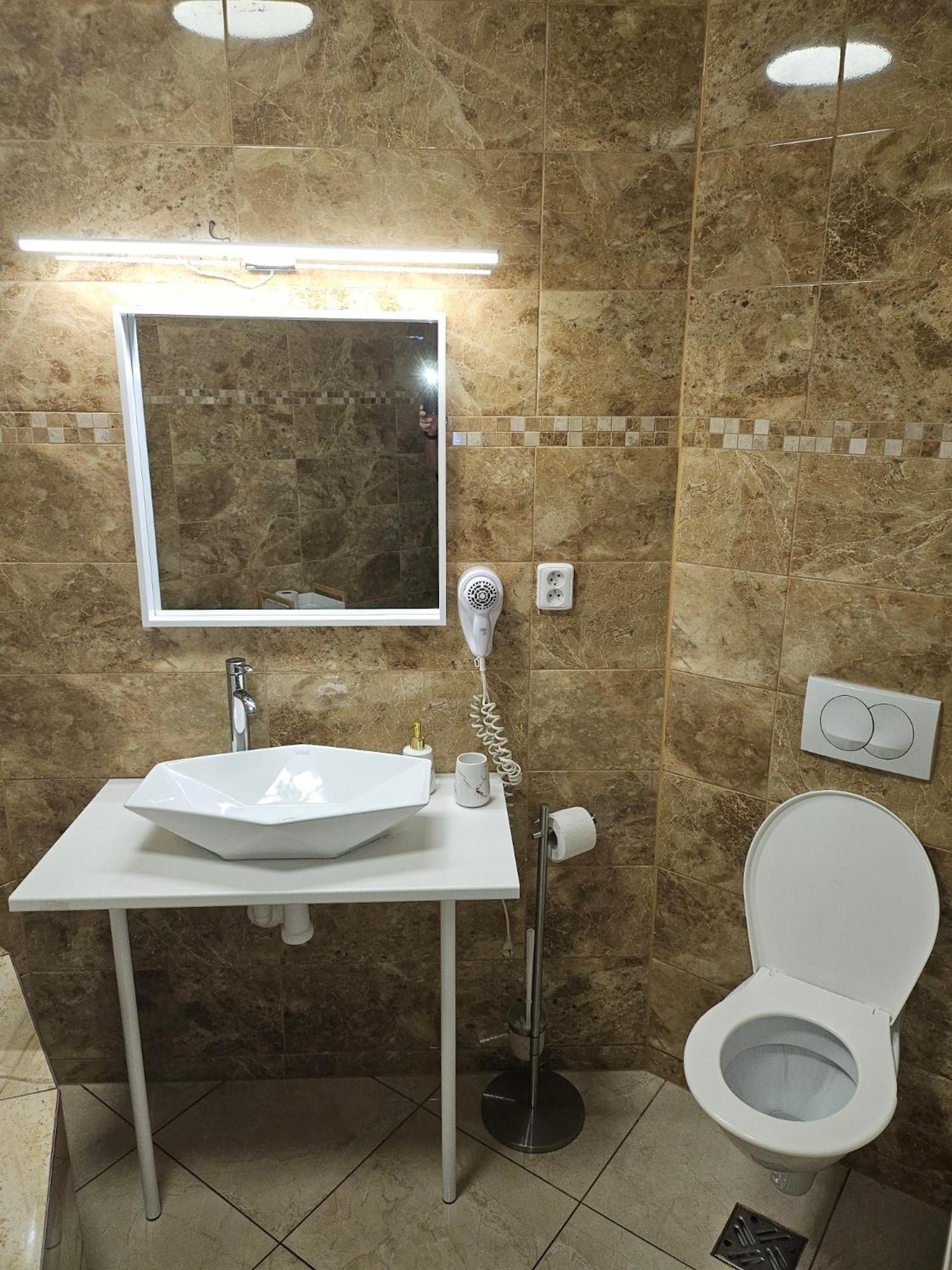 Hotel Taurus اوسترافا المظهر الخارجي الصورة